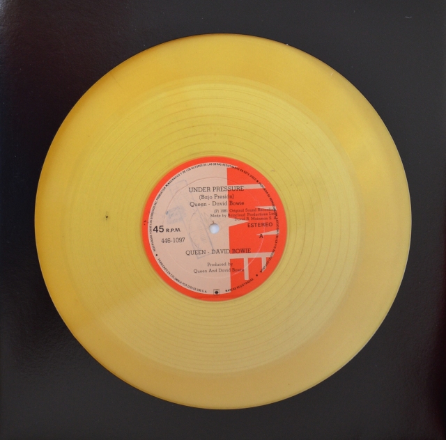 Under Pressure / Soul Brother - EMI 446-1097 COLOMBIA (1981) ~ Yellow vinyl. Labels in Spanish