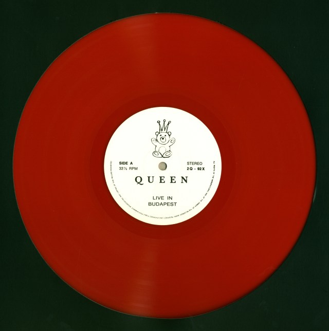 Queenvinyls.com Scan 0132