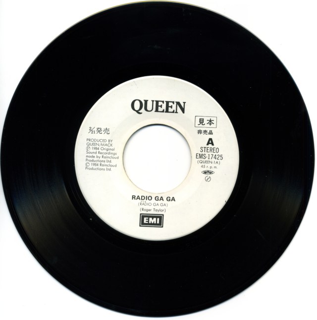 Queenvinyls Scan 520