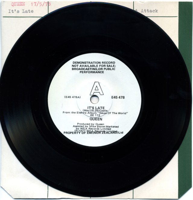 Queenvinyls Scan 242