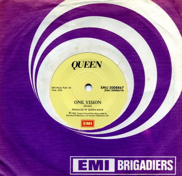 Queenvinyls Scan 310