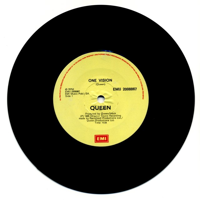 Queenvinyls Scan 311