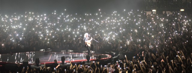 Queen + Adam Lambert – Concert (Bologna, 10-11-2017) — picture gallery preview