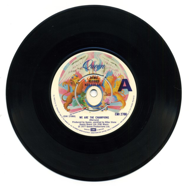 Queenvinyls 935