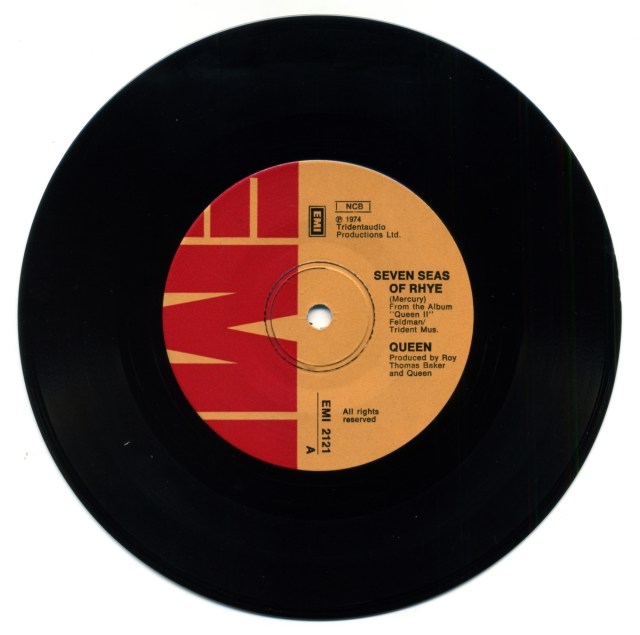 Queenvinyls 041